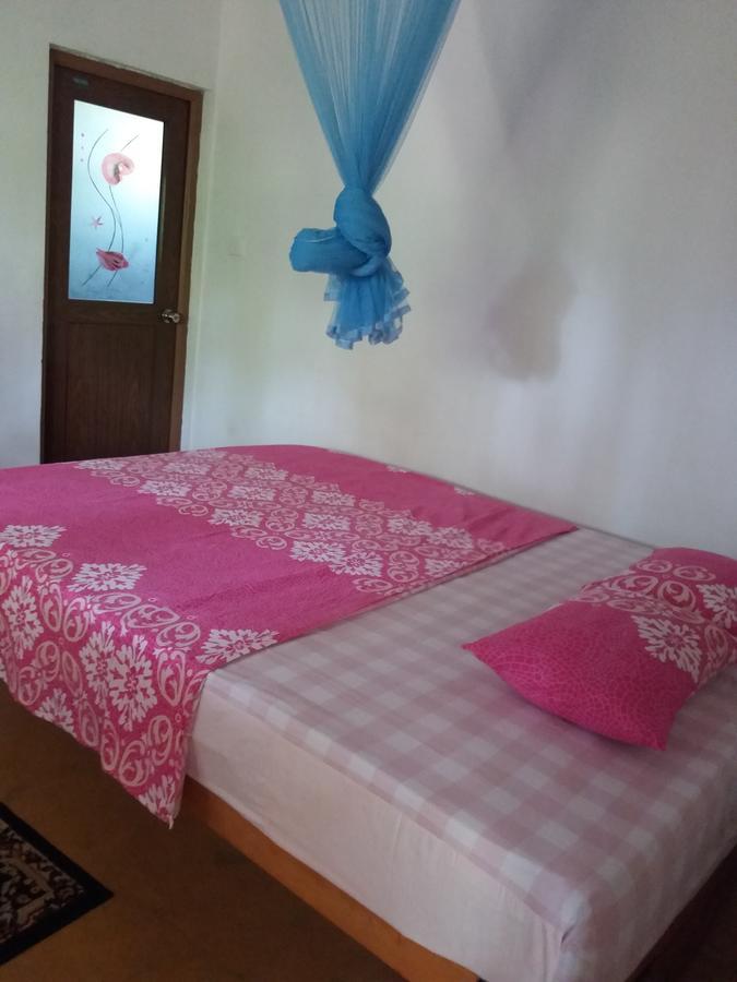 Jc Guest House Киринда Екстериор снимка